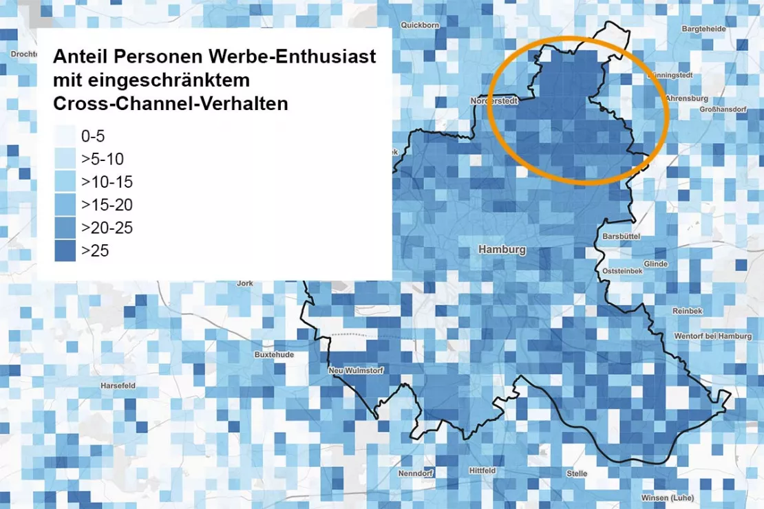 Wo sind in Hamburg Werbe-Enthusiasten mit eingeschränktem Cross-Channel-Verhalten? Je dunkler, desto höher ihr Anteil.